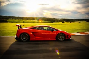 Lamborghini-Gallardo-STS-700-Side