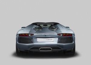 Lamborghini-Aventador-Roadster-Rear