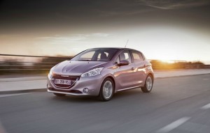 Peugeot 208 HYbrid FE 