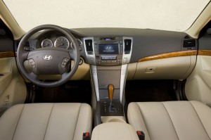 2013-Hyundai-Sonata-Interior