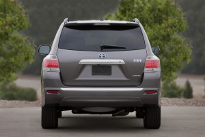 Toyota-Highlander-Rear