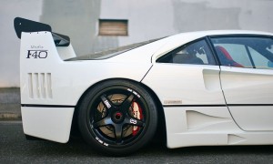 Ferrari-F40-Rear