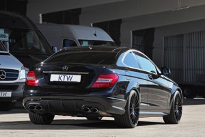 Mercedes-Benz-C63-AMG-Rear