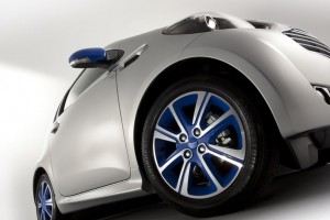 Aston-Martin-Cygnet-&-Colette-Wheel