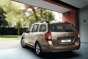 ด้านหลัง Dacia Logan MCV 2014