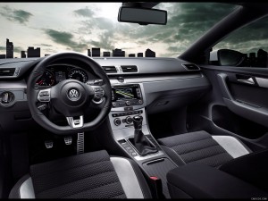 Volkswagen Passat R-Line - Interior