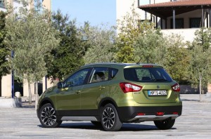 Suzuki SX4-2014 - Side