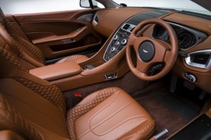 ภายในห้องโดยสาร Aston Martin Vanquish Volante Convertible 