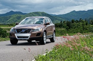 Volvo XC60 - Side