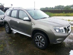 New Nissan Terrano - ด้านข้าง