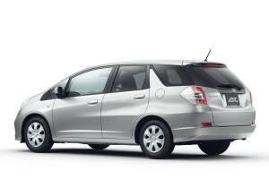 2014 Honda Fit Shuttle ด้านหลัง