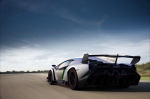 lamborghini-veneno_100420740_m