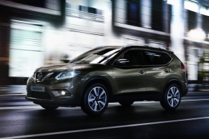 New Nissan X-Trail - Side