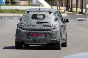 Renault Twingo - Side