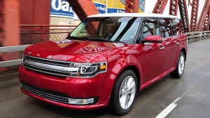 Ford Flex SE - Side