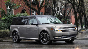 Ford Flex SEL - Side