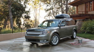 Ford Flex SEL - Side