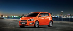 Chevrolet Sonic LTZ - Side