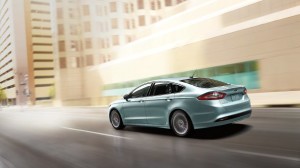 Ford Fusion Hybrid - Side