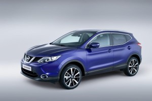 Nissan Qashqai - Side