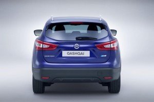 Nissan Qashqai - Side