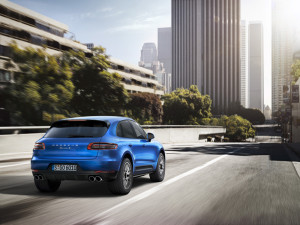 Porsche Macan - Side