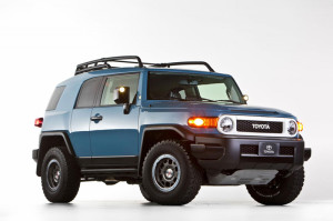 Toyota FJ Cruiser - Side