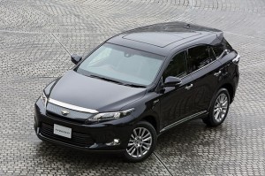 Toyota Harrier - Side