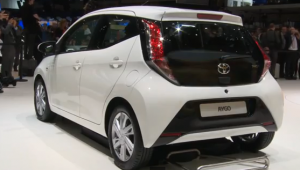 ท้าย Toyota Aygo 2015