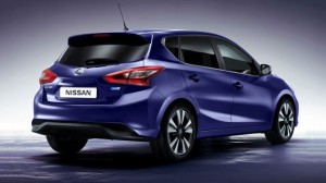 ด้านท้าย Nissan Pulsar 2015