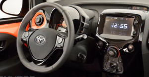 ภายใน Toyota Aygo 2015