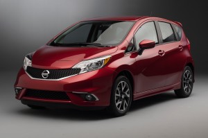 โฉมหน้า 2015-nissan-versa-note-sr