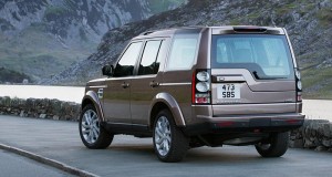 บั้นท้ายงามๆของ Land Rover Discovery