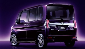 ดีไซน์ภายนอก DAIHATSU Tanto Custom 2014 