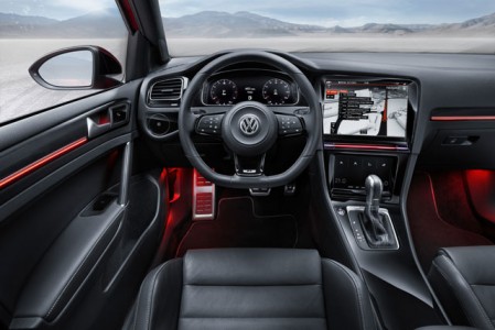 Volkswagen Golf R Touch