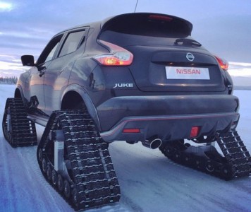 บั้นท้าย Nissan Juke Nismo RSnow   ลุยหิมะ