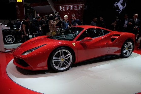  เฟอร์รารี่ 488 จีทีบี (Ferrari’s 488 GTB)