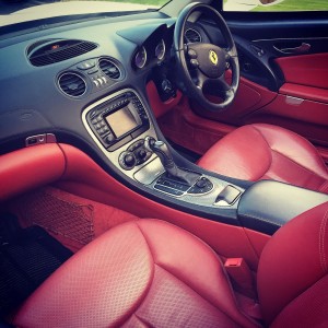 ภายใน Ferrari California Replicas