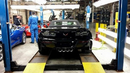 บั้นท้าย Chevrolet Corvette Z06 Convertible รถ CEO ค่าย GM 