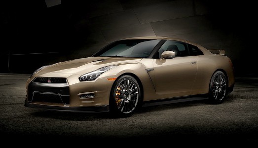 ภายนอก 2016 Nissan GT-R 45th Anniversary Gold Edition