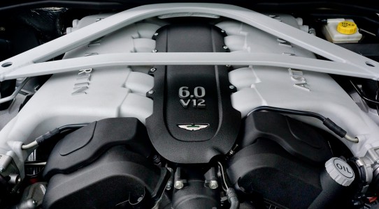 ขุมกำลังใช้ตัวเดียวกับ DB9