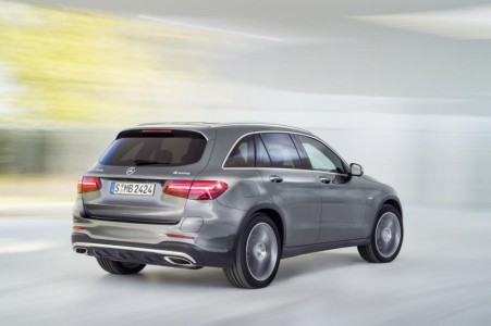 บั้นท้าย 2016 Mercedes-Benz GLC