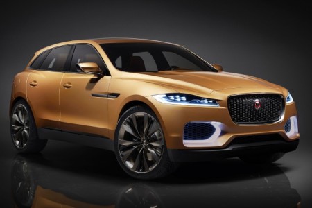 Jaguar-F-Pace-2016