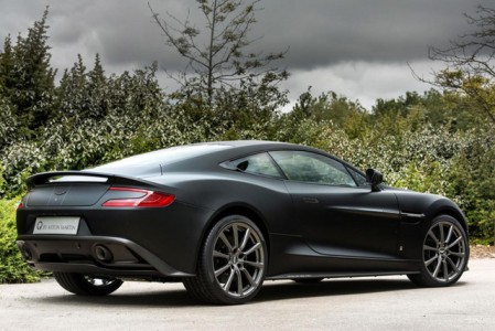 ภายนอกของ Aston Martin Vanquish models