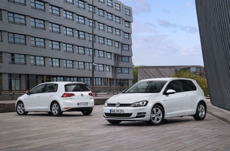 โฟล์คสวาเกน กอล์ฟ ทีเอสไอ บลูโมชั่น (Volkswagen Golf TSI BlueMotion) 