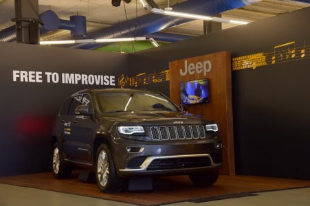 ภายนอก Jeep Grand Cherokee Montreux Edition