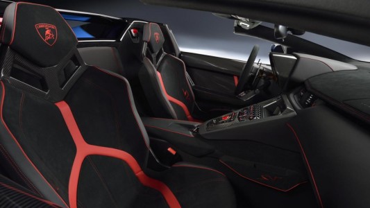 Lamborghini Aventador LP 750-4 Superveloce Roadster