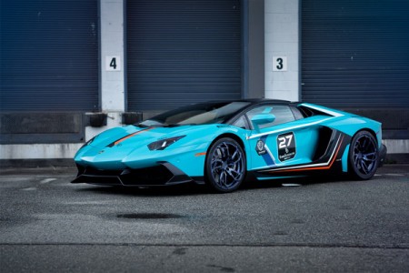 ชุดแต่งสุดสปอร์ต ลัมโบร์กีนี อะเวนตาโดร์ (Lamborghini Aventador)