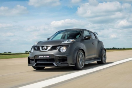 นิสสัน จู๊ค อาร์ 2.0 (Nissan Juke R 2.0)