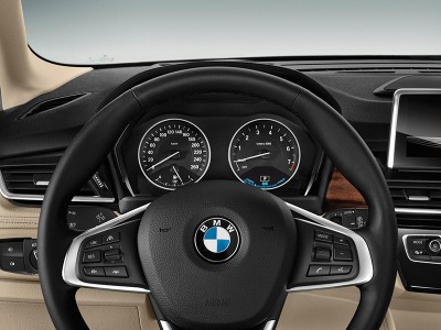 BMW 225xe 2016